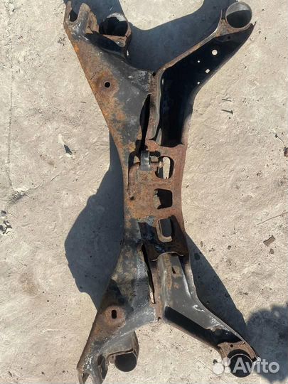 Балка задняя 24428425