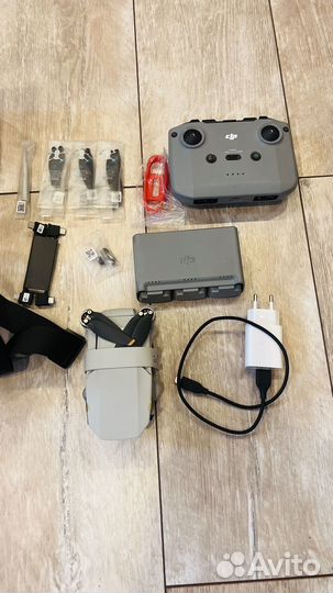 Квадрокоптер DJI mini 2 fly more combo