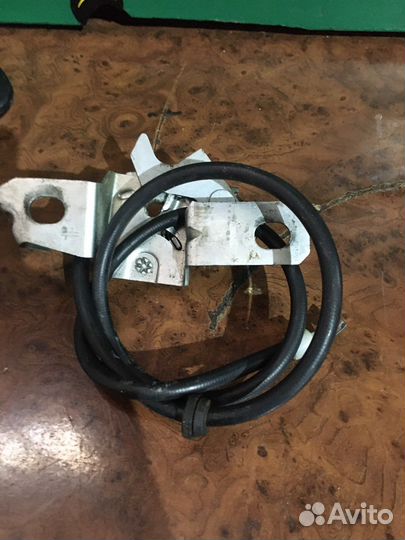 Замок крышки багажника Нива 21214