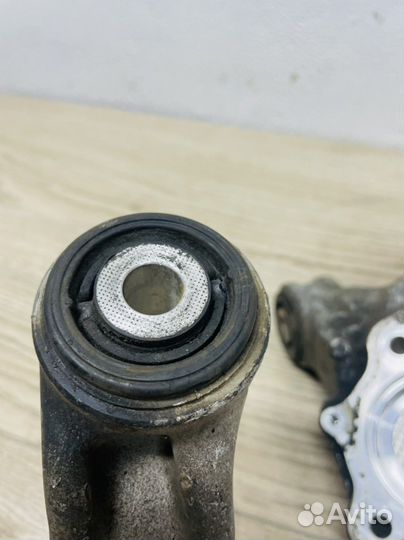 Цапфа задняя Honda Civic 4D