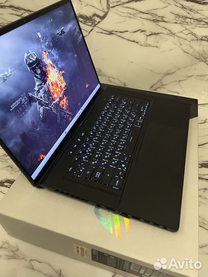 Asus ROG zephyrus m16 2K i7 11800H/RTX 3050Ti