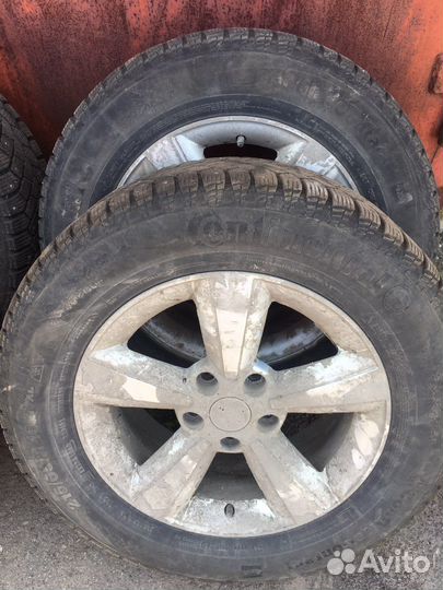 R16 Continental Conti4x4IceContact 215/65, PCD 5x114.3 DIA 10