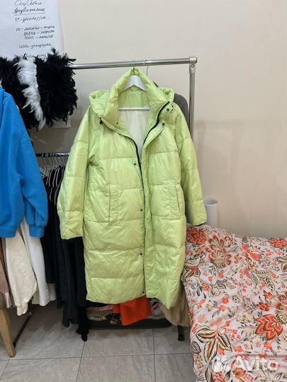 Пуховик женский 42 44