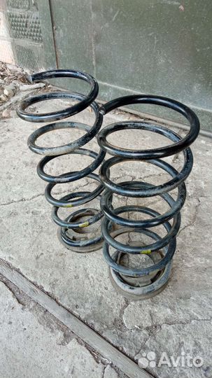 Пружины задние