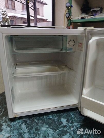 Холодильники и д.р быт. технику