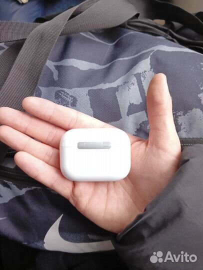 Наушники airpods