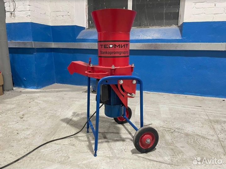 Садовый измельчитель Траворезка Сенорезка ит-250