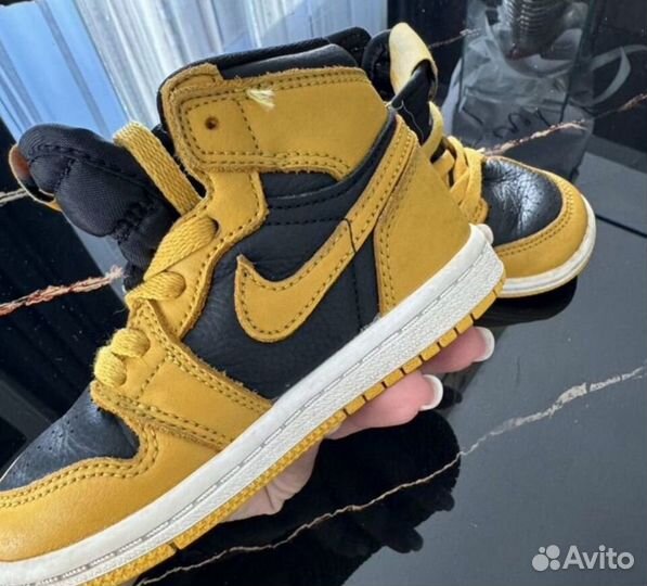 Кроссовки для мальчика nike 23