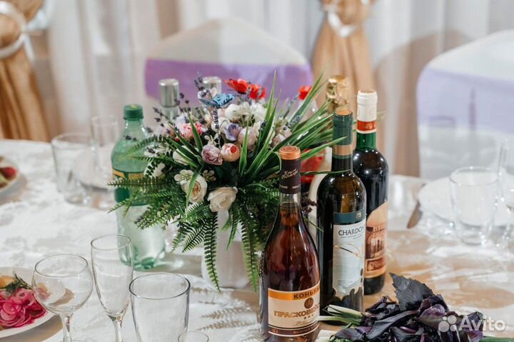 Букеты искусственных цветов на столы для свадьбы