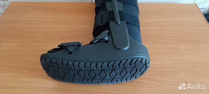 Тутор для голеностопного сустава