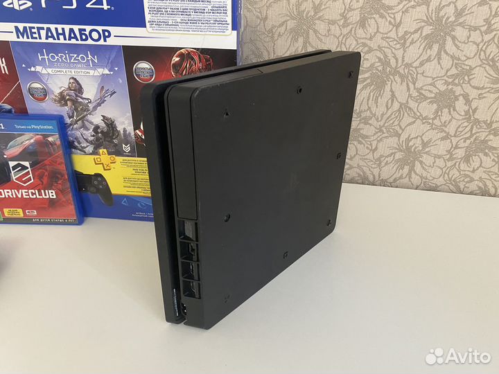 Sony playstation 4 slim 1TB