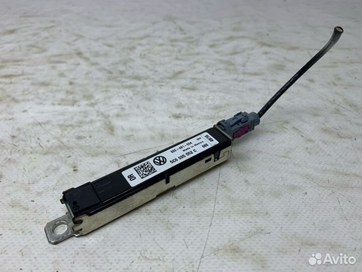 Усилитель антенны Volkswagen Jetta 6 2.0 TDI 2011