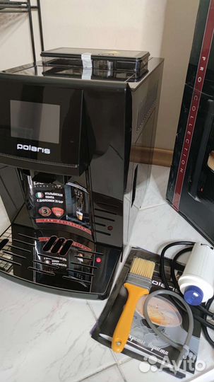 Кофемашина Polaris pacm 2065AC/ Bosch tis30321rw