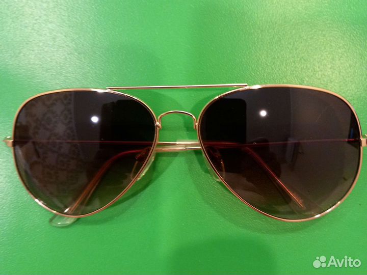 Солнцезащитные очки