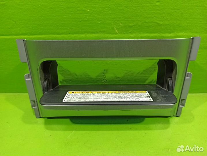 Накладка центральной консоли Toyota Land Cruiser