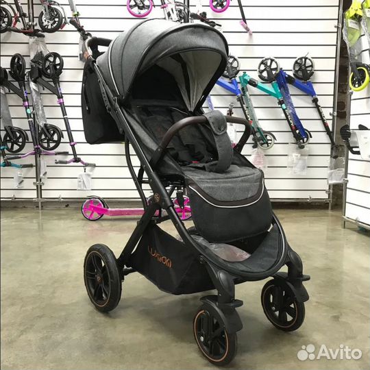 Коляска детская прогулочная Luxmom 609,черный