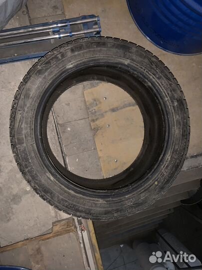 Triangle Snowlink TWT02 235/45 R17 92