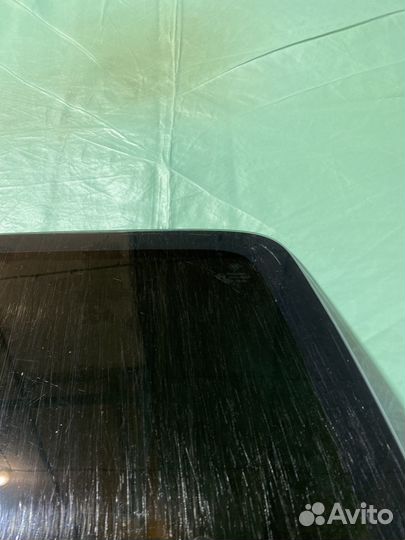 Стекло задней двери citroen berlingo
