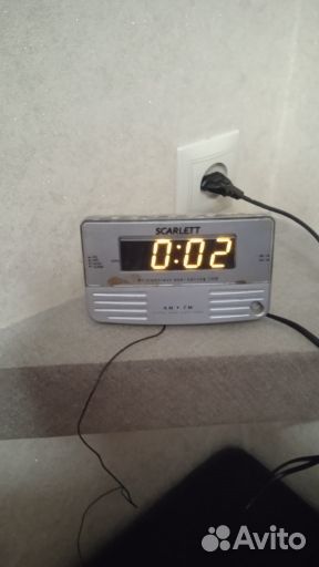 Часы - будильник и радио