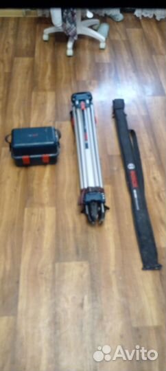 Продам оптицеский нивелир