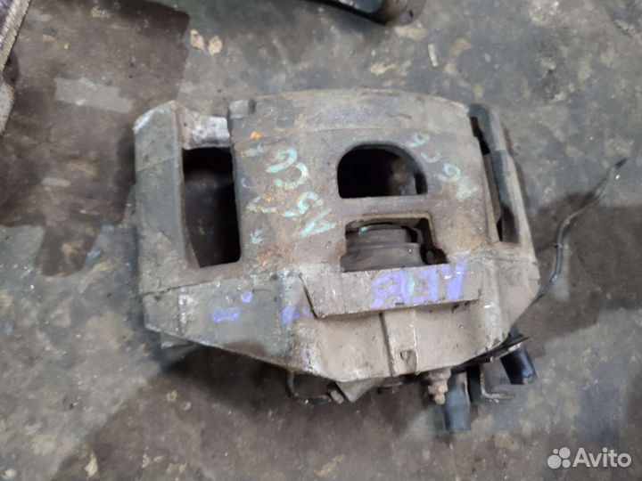 Тормозные суппорта перед Audi A6 C6 320мм