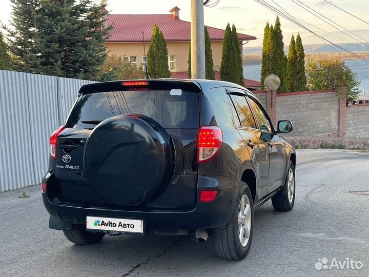 Toyota RAV4 2.0 AT, 2006, 277 000 км
