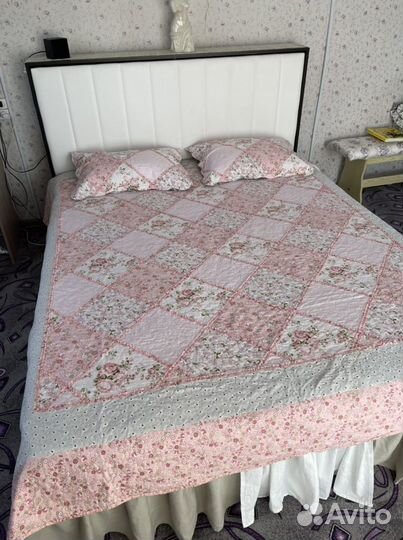 Покрывало на двухспальную кровать