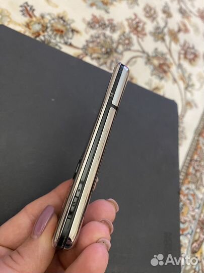 Телефон Nokia 6700
