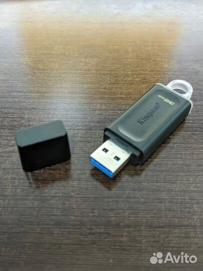 Флешка Kingston 32 Гб USB 3.2