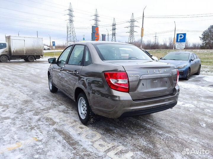 LADA Granta 1.6 МТ, 2024