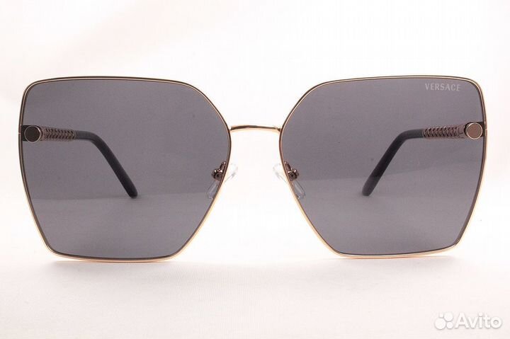 Солнцезащитные очки Versace 2024 года Большие