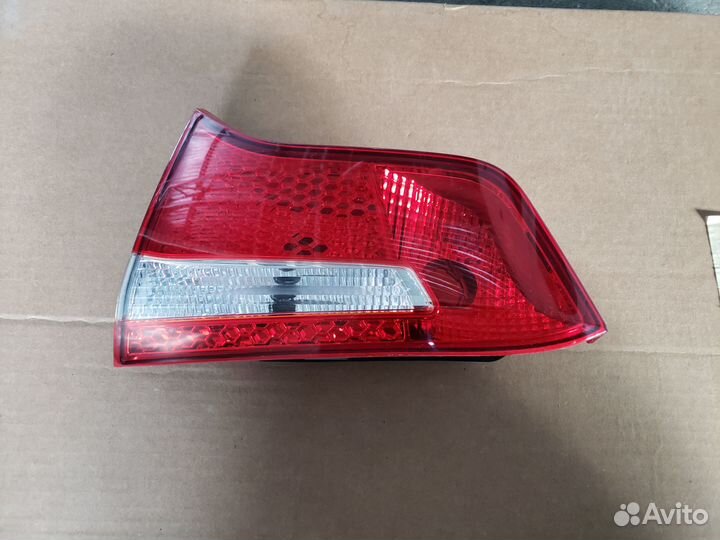Kia Rio 3 Фонарь внутренний Правый Оригинал
