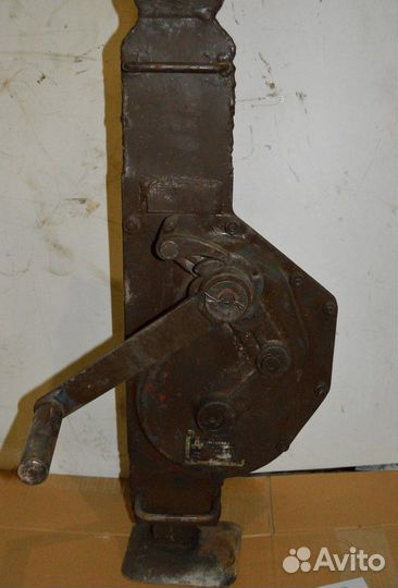 Домкрат железнодорожный бу