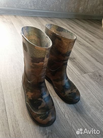 Детские резиновые сапоги