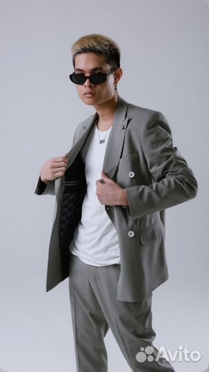 Аренда мужских классических костюмов