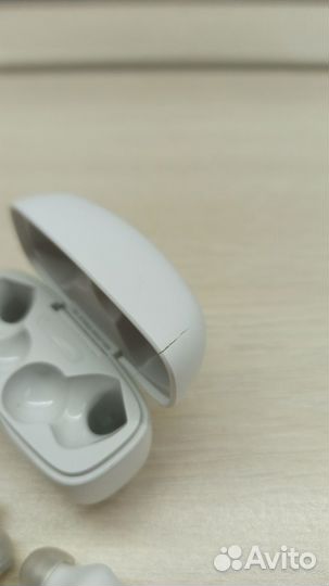 Беспроводные наушники JBL