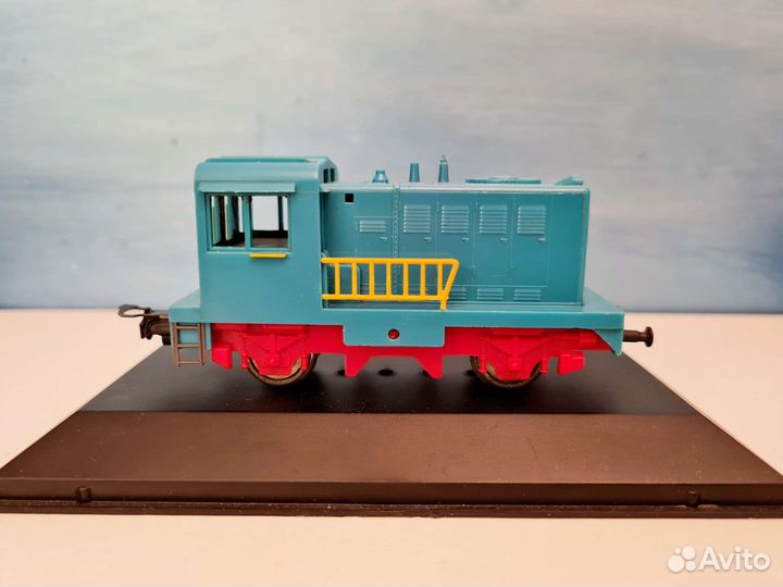 Модель тепловоза Pico резиноход 1:87 16.5 мм H0