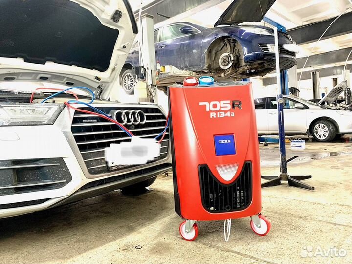 Компрессор кондиционера Audi Q3