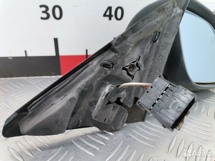 Зеркало боковое правое для Audi A4 B5 8D1858532C