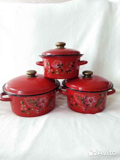 Кастрюля эмалированная новая