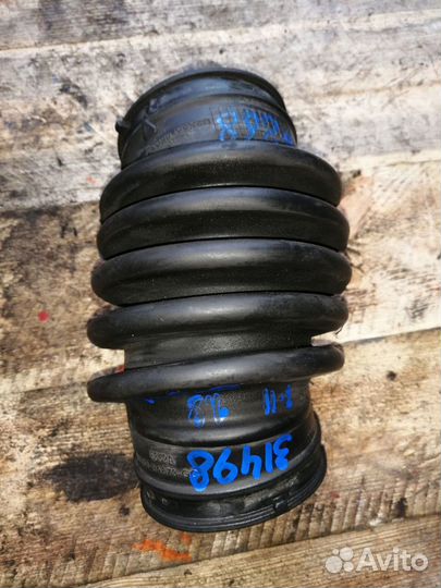 Патрубок воздушного фильтра Ford фокус 2 1.8-2.0