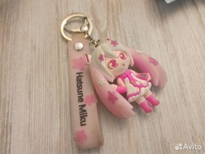 Брелок для ключей розовый для девочек