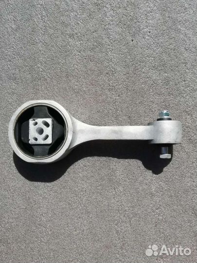 Подушка кпп двс Polo Rapid Fabia Поло Рапид Фабия