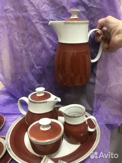 Сервиз чайно-кофейный.Г.Д.Р6пер.23предмета.Фарфор