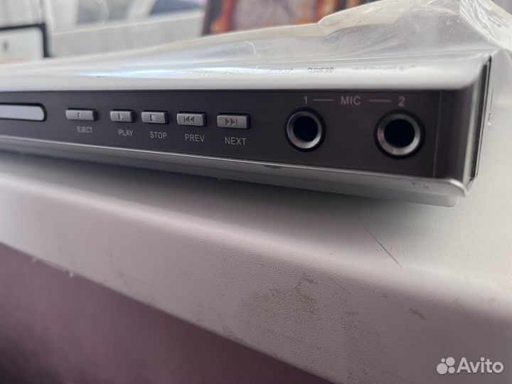 Двд плеер с караоке на 2 микрофона