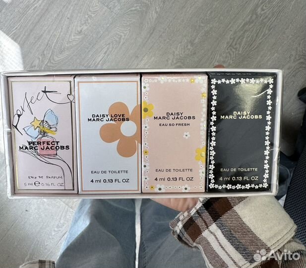 Подарочный набор духов marc jacobs