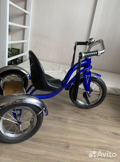 Велосипед трёхколёсный schwinn