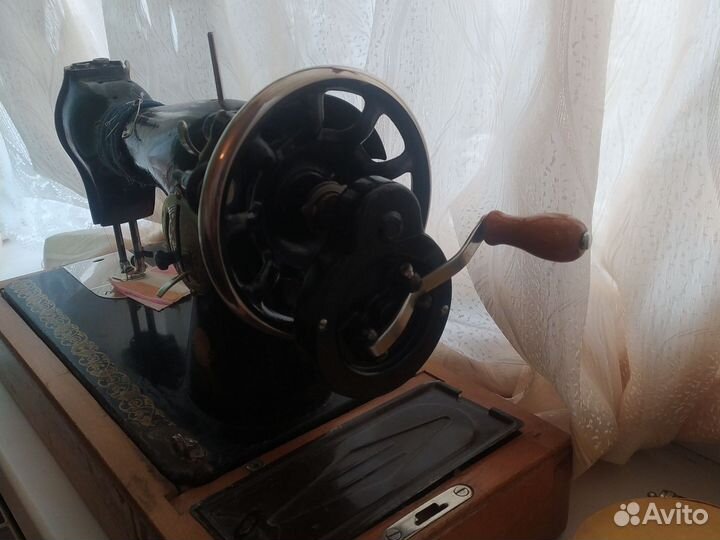 Швейная машина подольск ручная