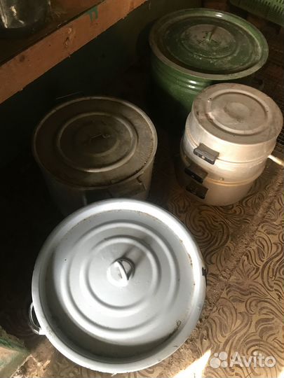 Продам большие кастрюли и соковарку