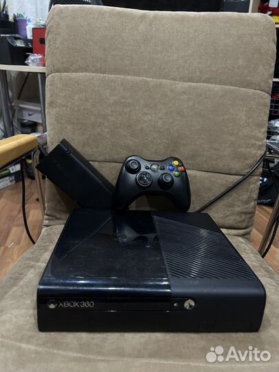 Xbox 360e 500gb